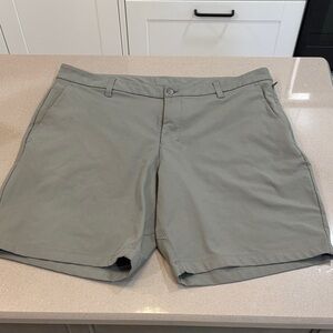 lululemon athletica Men's Sage Green ABC Shorts